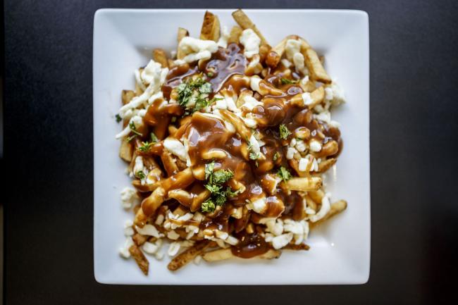 URBAN-CRAVE-POUTINE-LR-LAD-1300X867-166K.jpg